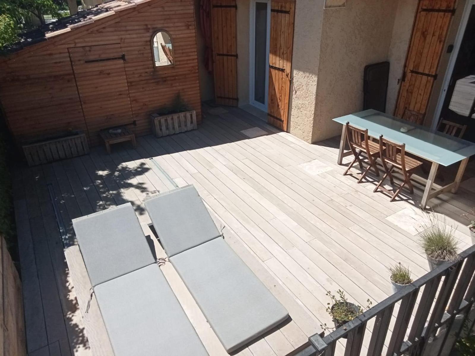 Le Mas De La Joelette Vedène Exterior foto